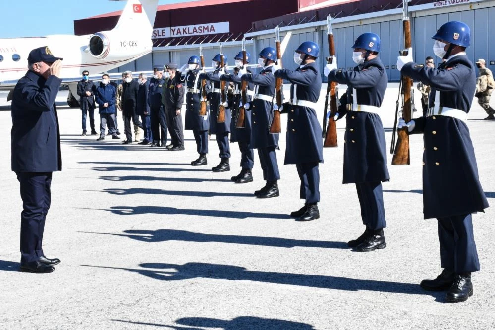 Erdoğan telefondan Mehmetçik'e seslendi: Sancağa nasıl sahip çıkacağınızı biliyorum